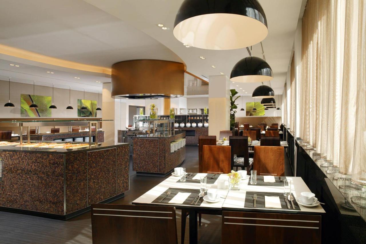 The Westin Grand Frankfurt Hotel Frankfurt am Main Kültér fotó Restaurant