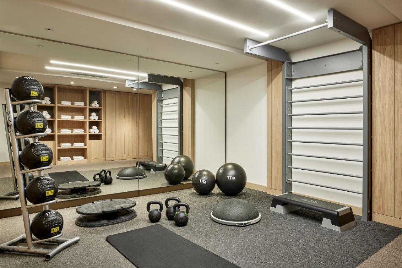 The Westin Grand Frankfurt Hotel Frankfurt am Main Kültér fotó The gym at The Standard East Village