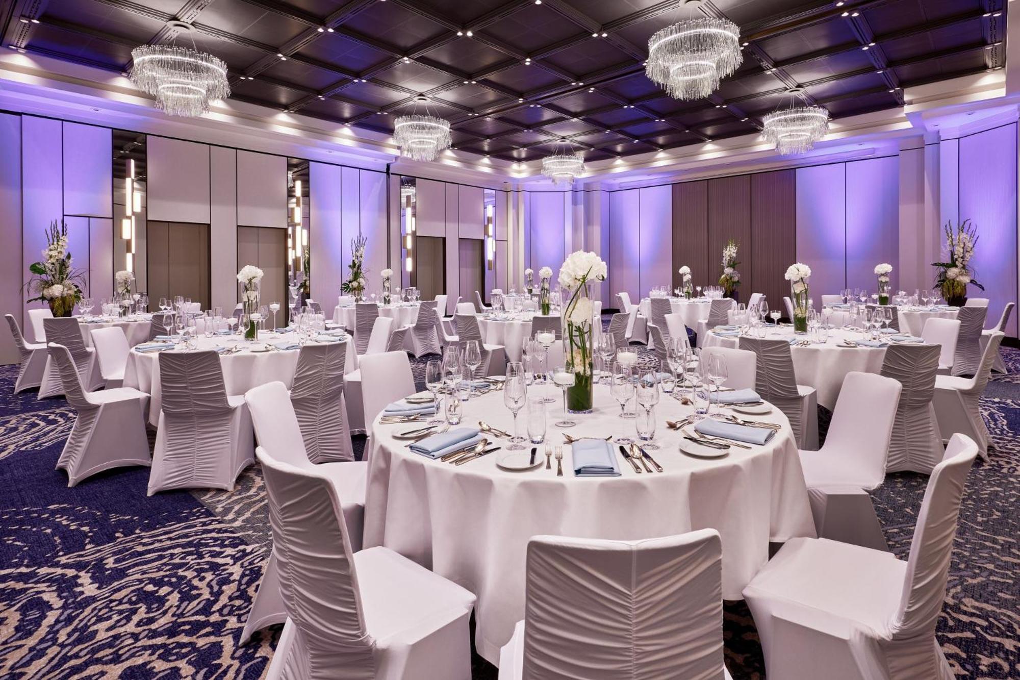 The Westin Grand Frankfurt Hotel Frankfurt am Main Kültér fotó The ballroom