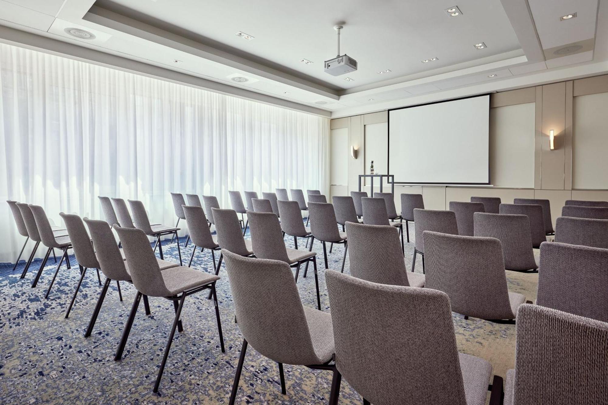 The Westin Grand Frankfurt Hotel Frankfurt am Main Kültér fotó Meeting room