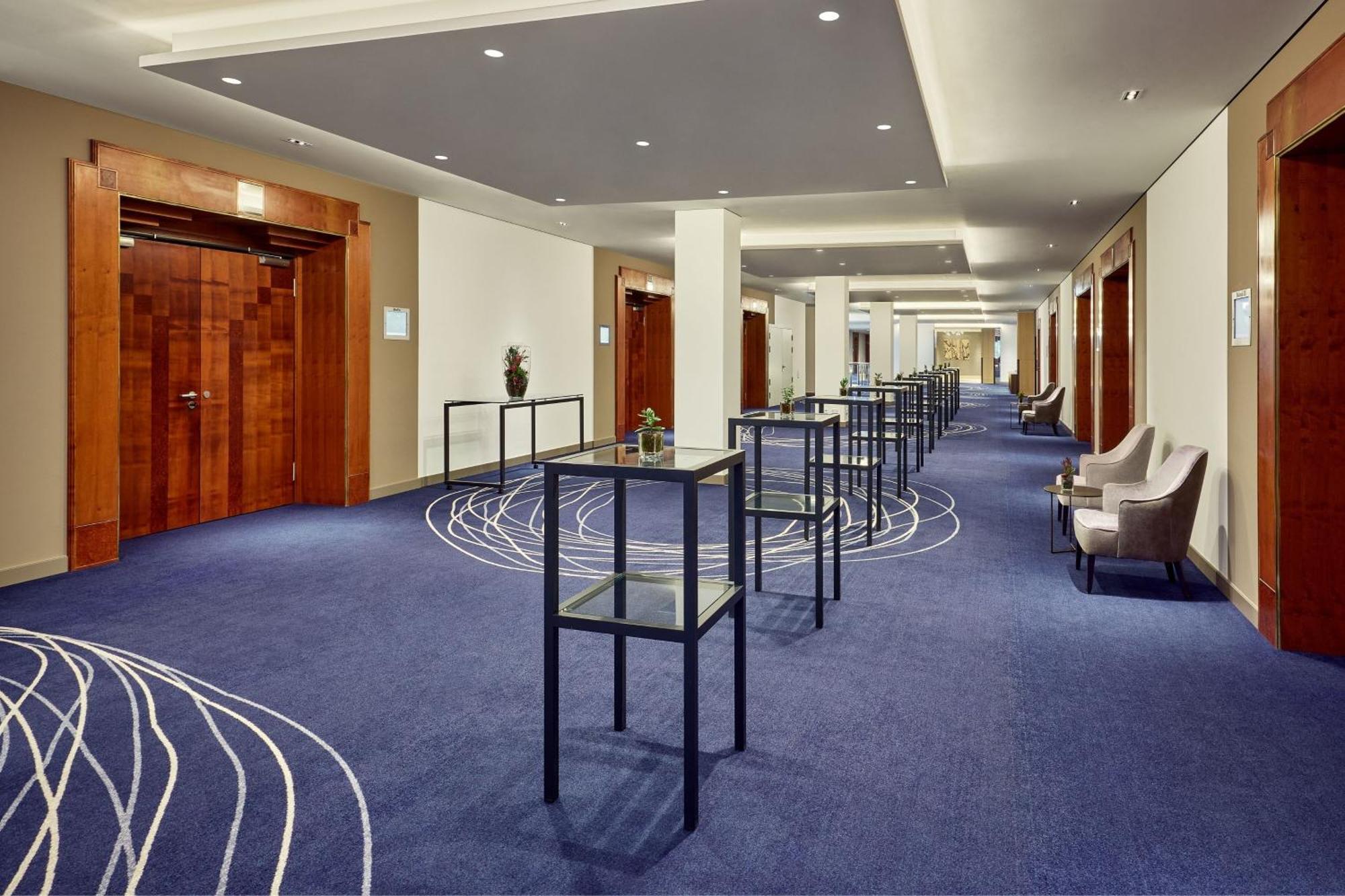 The Westin Grand Frankfurt Hotel Frankfurt am Main Kültér fotó The Westin Palace, Brussels
