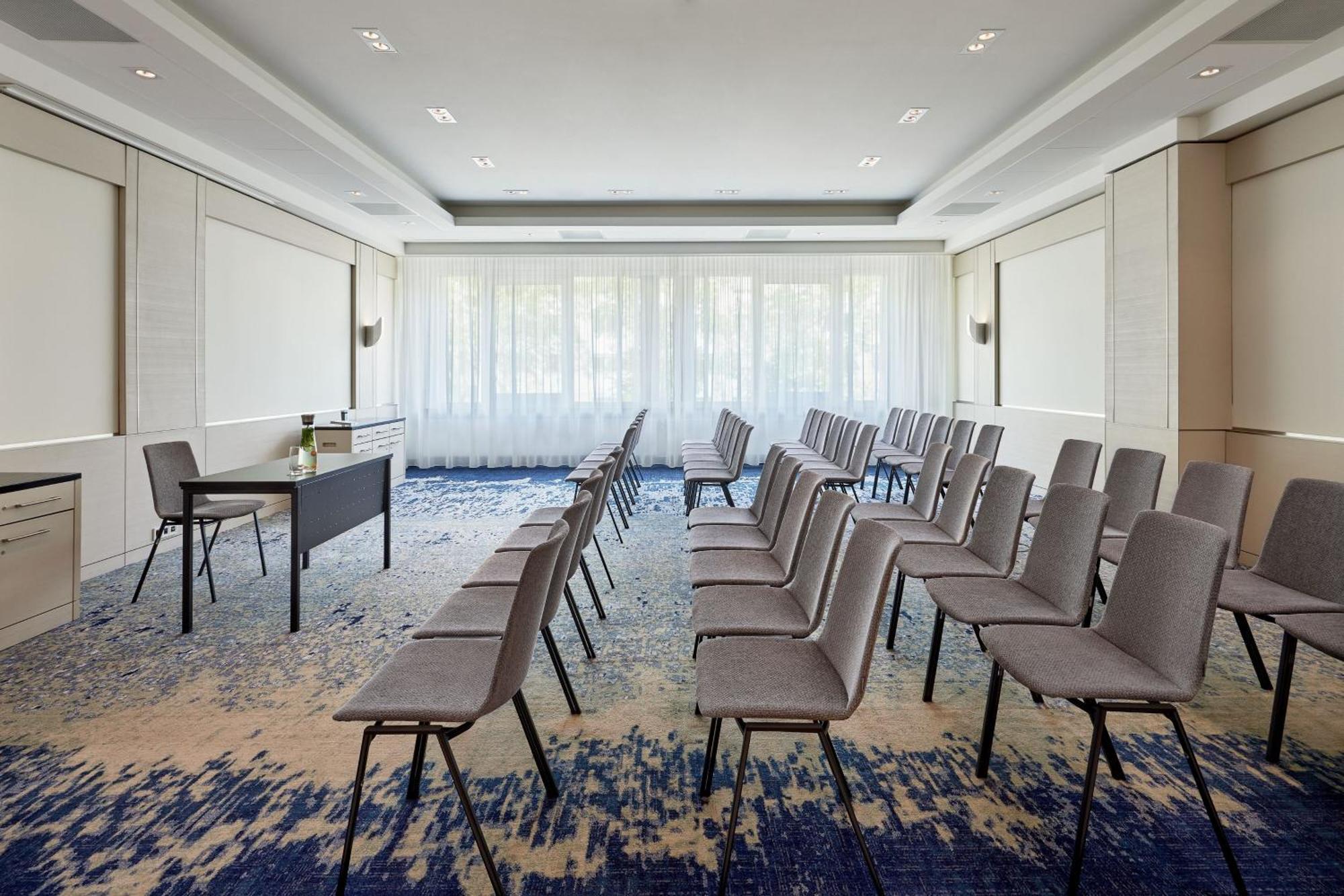 The Westin Grand Frankfurt Hotel Frankfurt am Main Kültér fotó Meeting room
