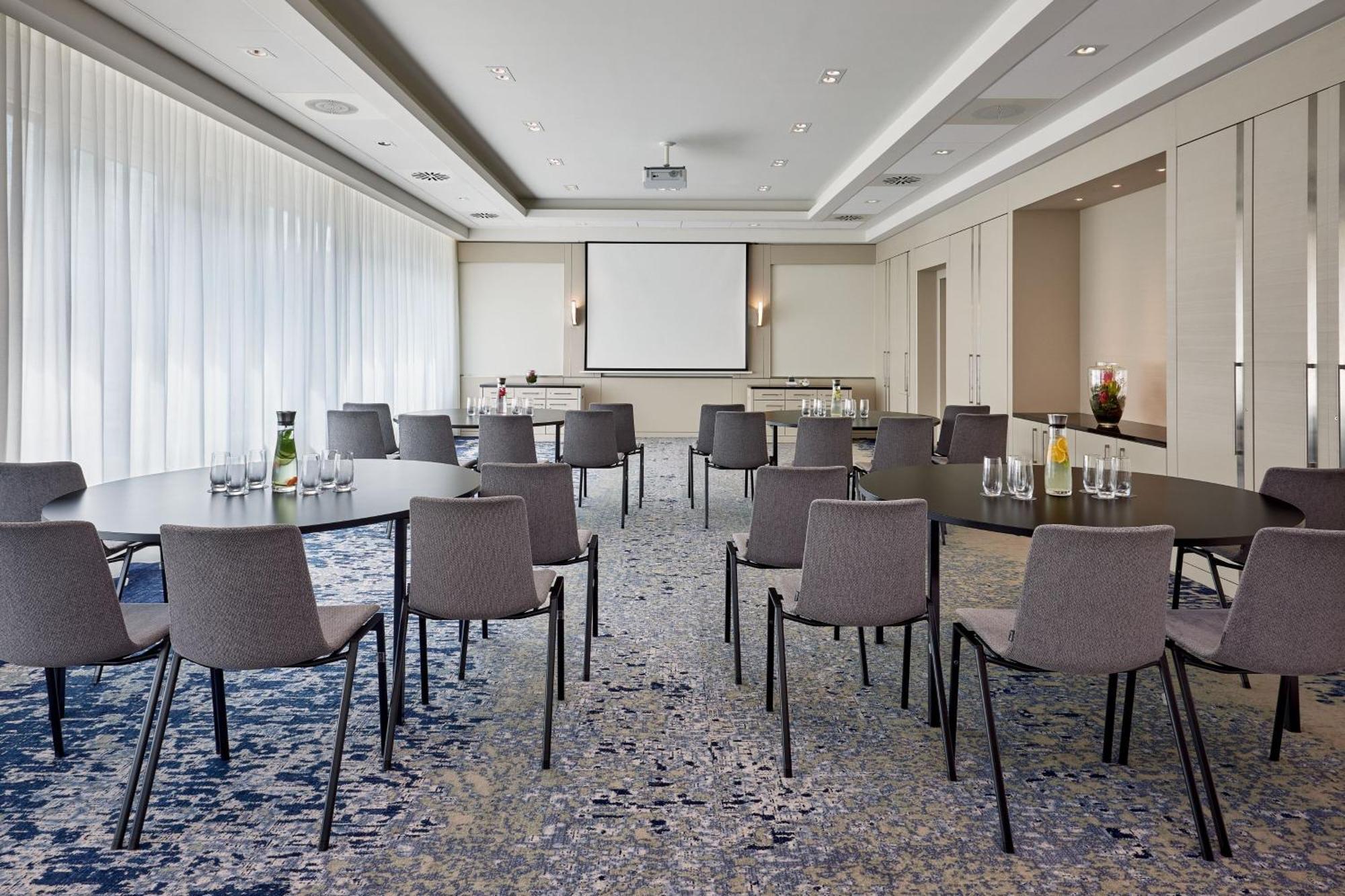 The Westin Grand Frankfurt Hotel Frankfurt am Main Kültér fotó Meeting room