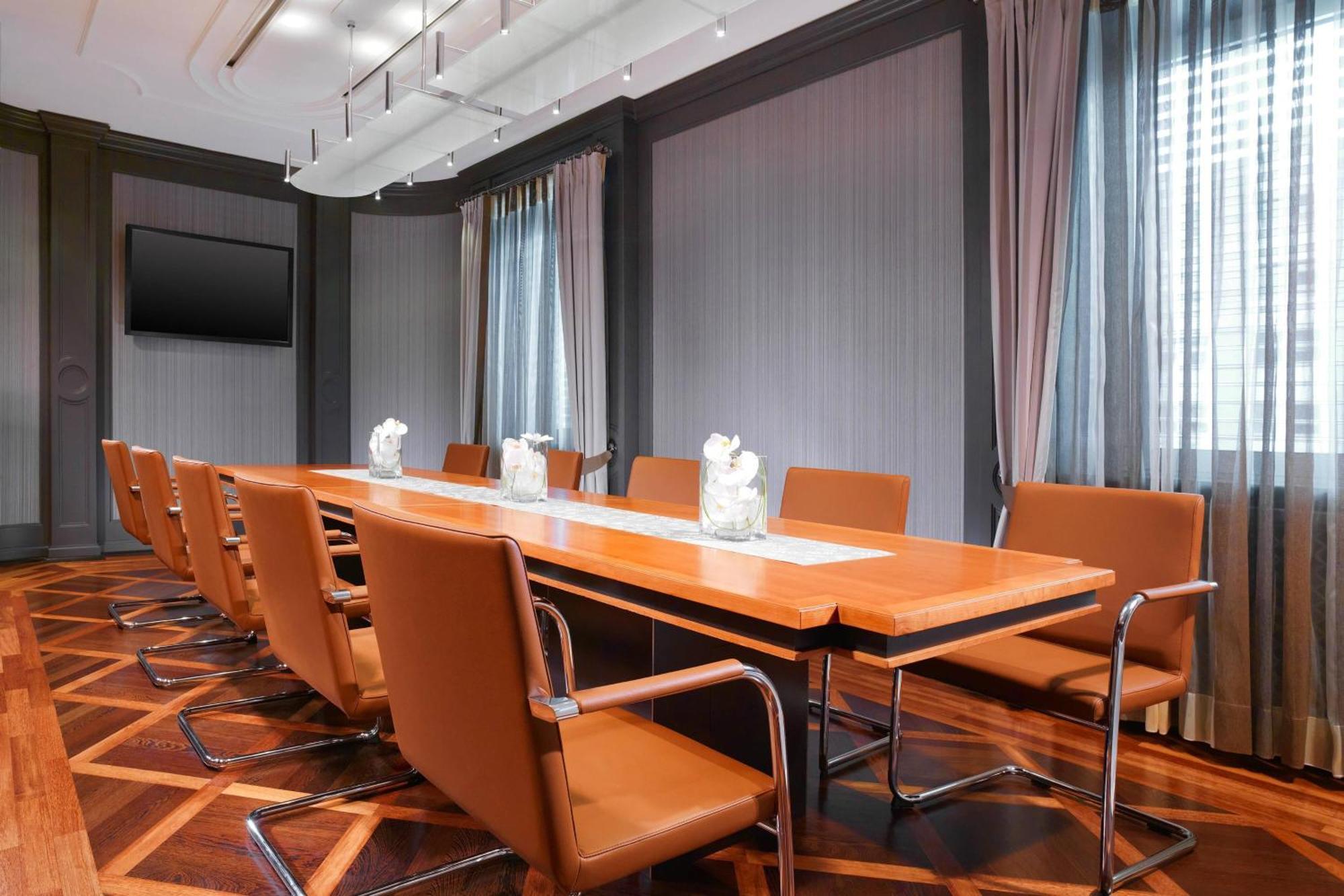 The Westin Grand Frankfurt Hotel Frankfurt am Main Kültér fotó Meeting room